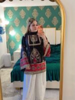 Embroidered outfit designed for effortless elegance and comfort - Image 5